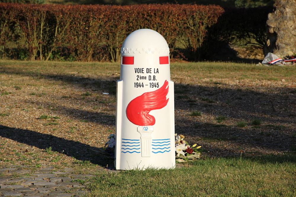 Born of the Liberty Road 2ème DB Saint-Aubin