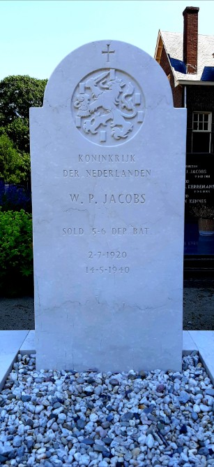 Nederlandse Oorlogsgraven Rooms Katholieke Begraafplaats Baarle-Nassau #2