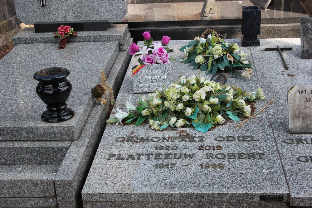 Belgian Graves Veterans Zillebeke #2