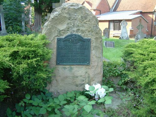 Commonwealth War Grave St. James Churchyard