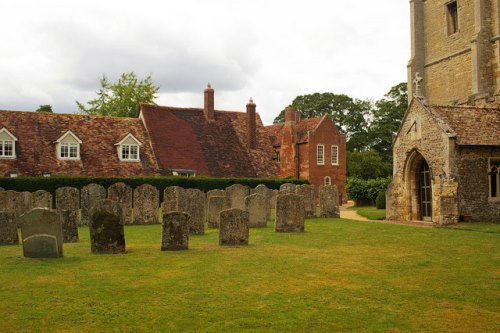 Oorlogsgraf van het Gemenebest St. Andrew Churchyard #1