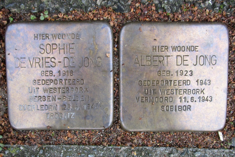 Stolpersteine Moliërelaan 8