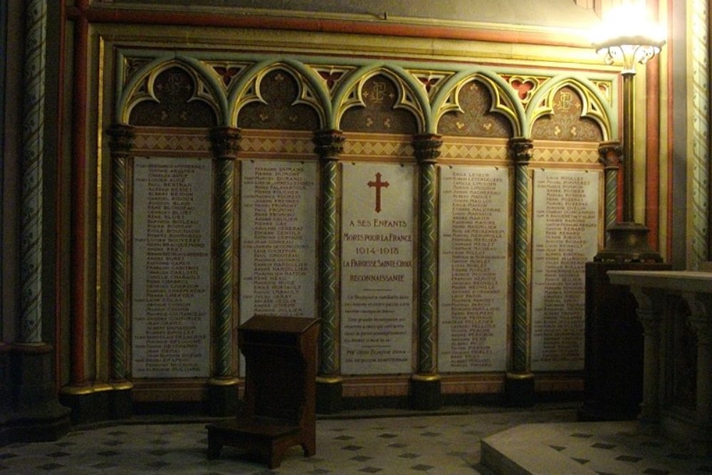 Memorials Cathdrale Sainte-Croix