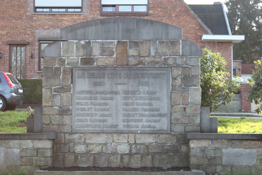 Oorlogsmonument Seraing Le Beau Site #1