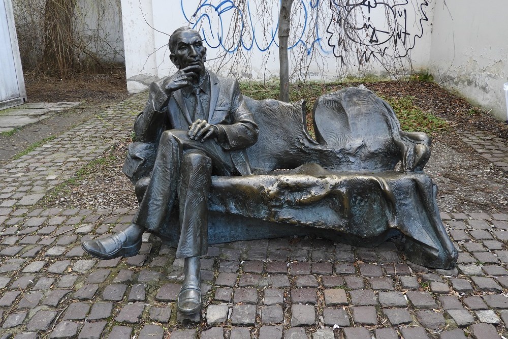 Monument Jan Karski Krakau #3