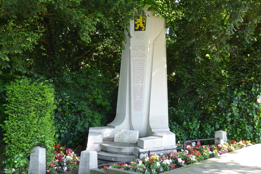 Monument Gaston Roelandts Assebroek #1