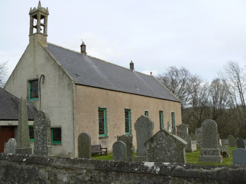 Commonwealth War Grave Drumblade Parish Churchyard