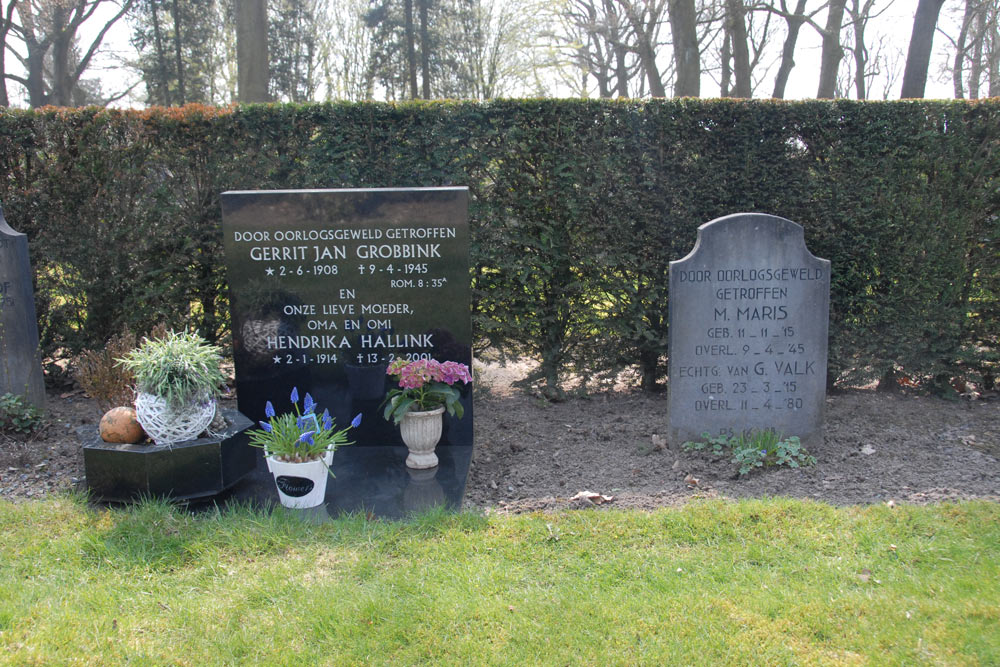 Dutch War Graves Municipal Cemetery Hellendoorn #2