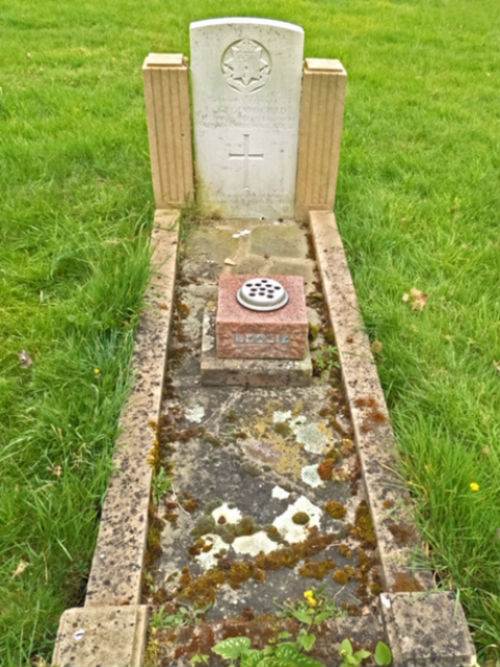 Commonwealth War Grave All Saints Churchyard #2