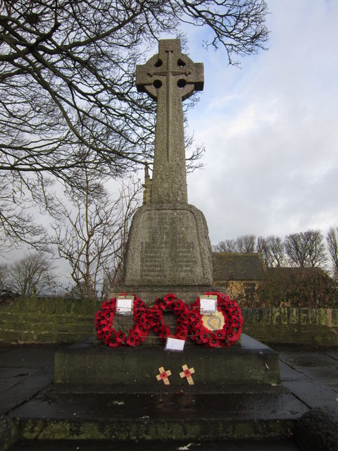 Oorlogsmonument Emley #1