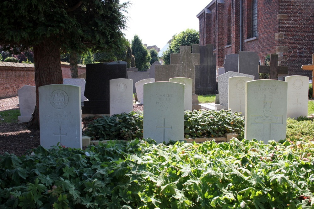 Commonwealth War Graves Kaster #3
