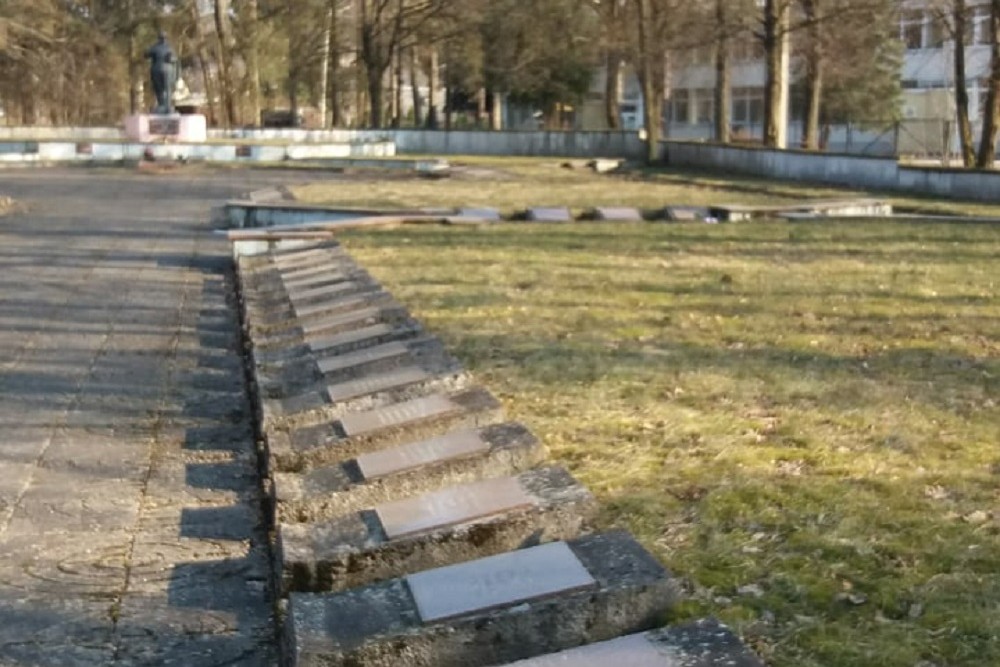 Begraafplaats Sovjetsoldaten Tweede Wereldoorlog Ukmerg #4