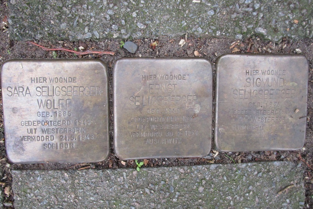 Stolpersteine Petrarcalaan 77