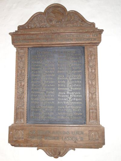 Oorlogsmonument Kerk Techentin