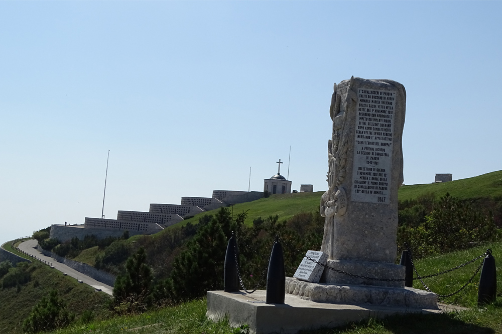 Monument Reggimento Cavalleggeri di Padova