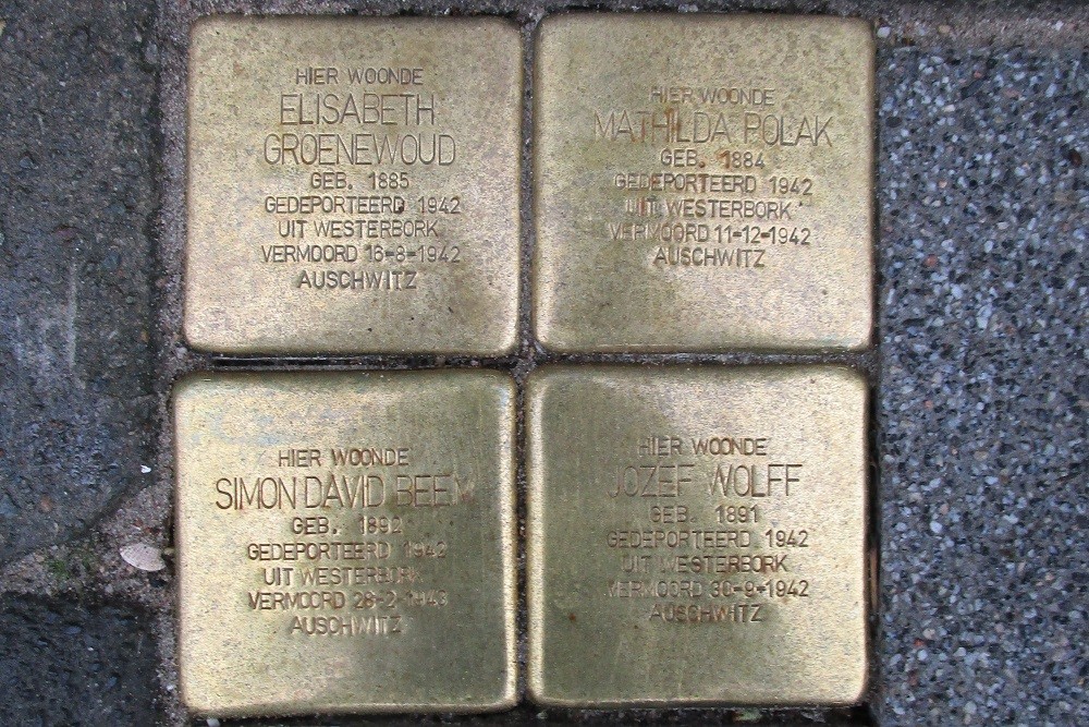 Stolpersteine Van den Hoonaardstraat 16a #1