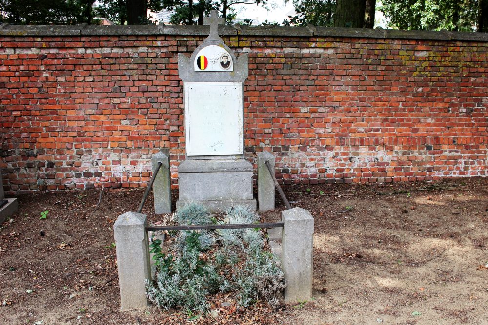 Belgian War Graves Morkhoven #2