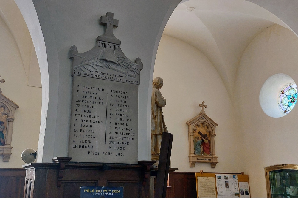 Oorlogsmonument Ëglise Saint-Barthélemy de Yzeron #1
