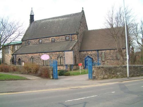 Oorlogsgraven van het Gemenebest St. Philip and St. James Churchyard