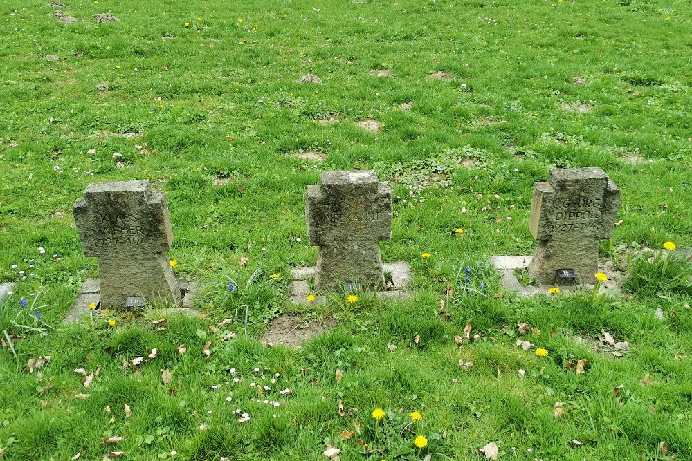 Duitse Oorlogsbegraafplaats Bren-Bddeken #3