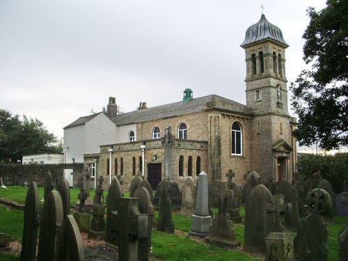 Oorlogsgraven van het Gemenebest St. James Roman Catholic Churchyard