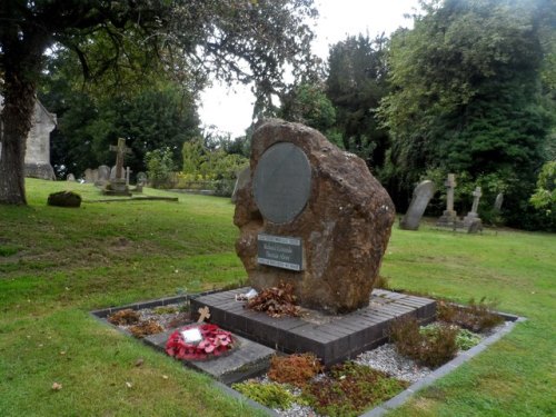 War Memorial Mentmore #1