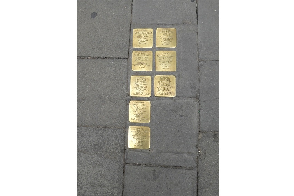 Stolpersteine Hoogstraat 47-49