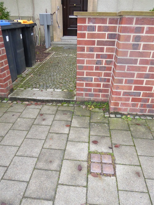 Stumbling Stones Schleswiger Straße 25 #2