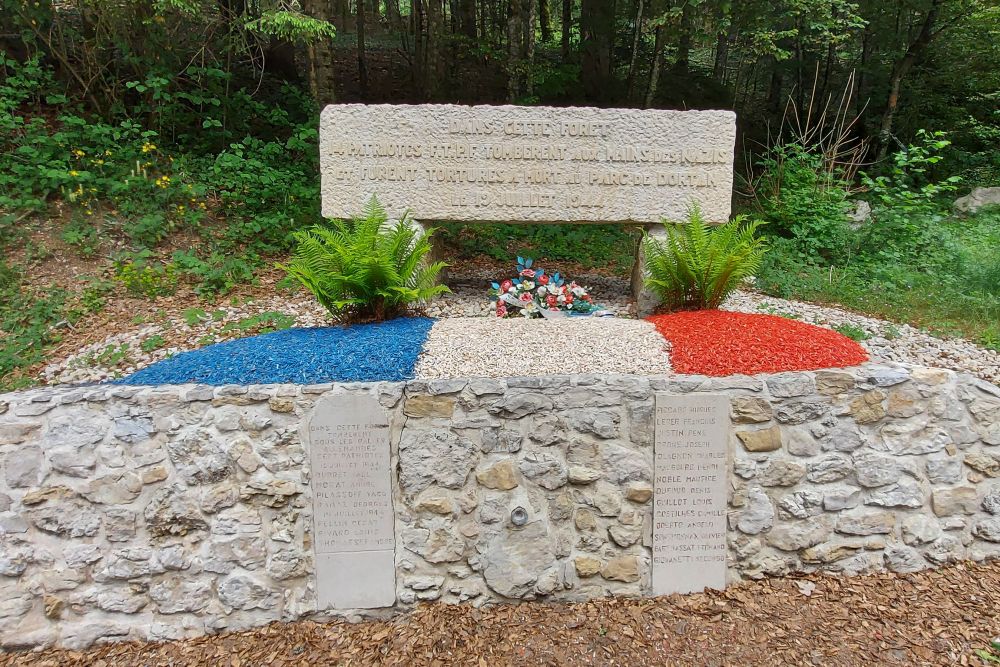 Monument Fallen Resistance Fighters Oyonnax #1