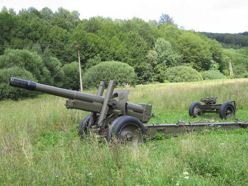 ML-20 152mm Howitzers Nižná Pisaná