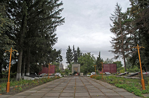 Voronovytsya Soviet War Cemetery #1