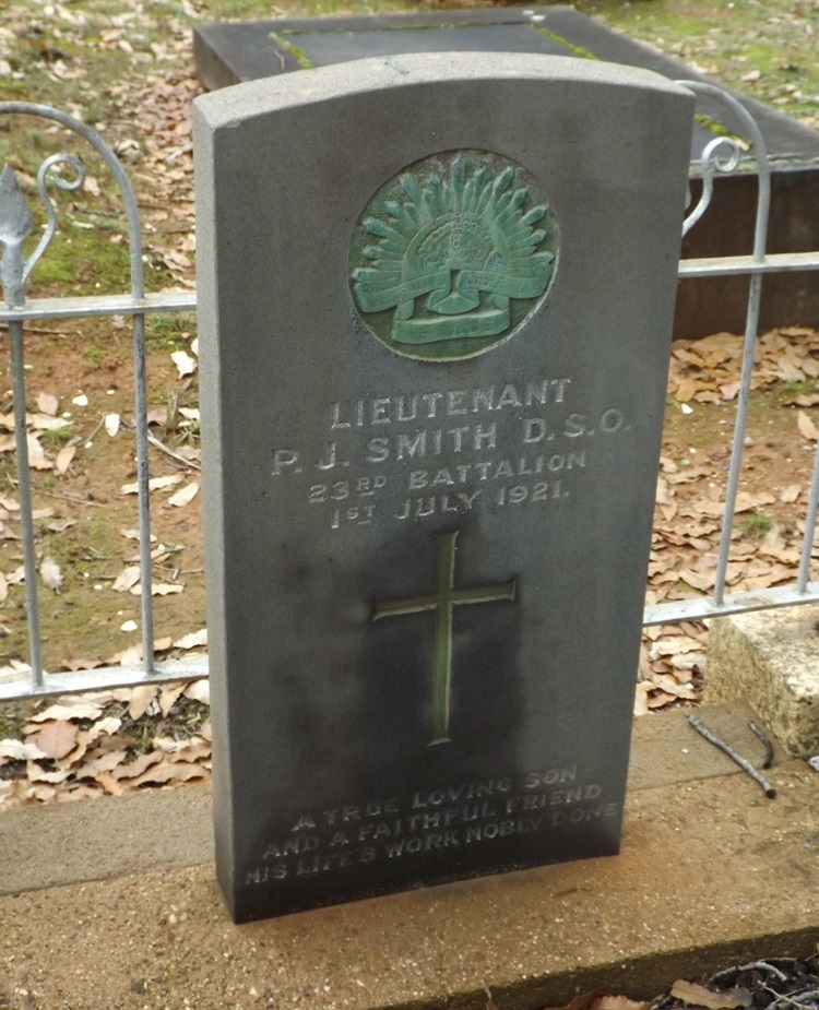 Commonwealth War Grave Bright Cemetery #1