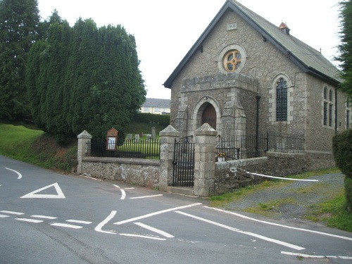 Oorlogsgraf van het Gemenebest Whiddon Down United Methodist Chapelyard