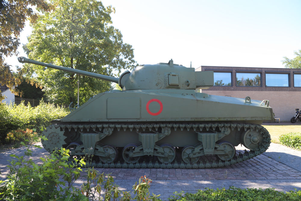 M4A2 Sherman Tank Hechtel #3