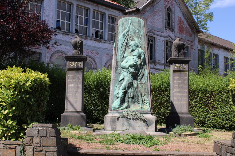 Oorlogsmonument Souvret	 #1