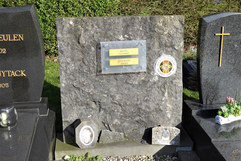 Belgian Graves Veterans Puivelde #3