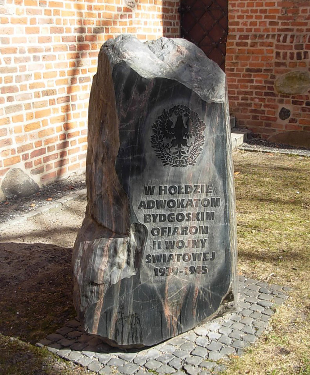 Memorial Stone Murdered Lawyers 1939-1945