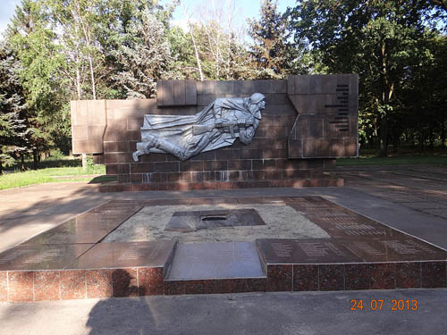 Mass Grave Soviet Soldiers & Resistance Members