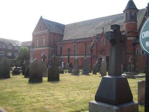 Oorlogsgraven van het Gemenebest Our Lady of Compassion R.C. Churchyard