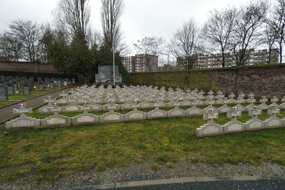 Franse Oorlogsgraven Charleroi Cimetière Nord #3