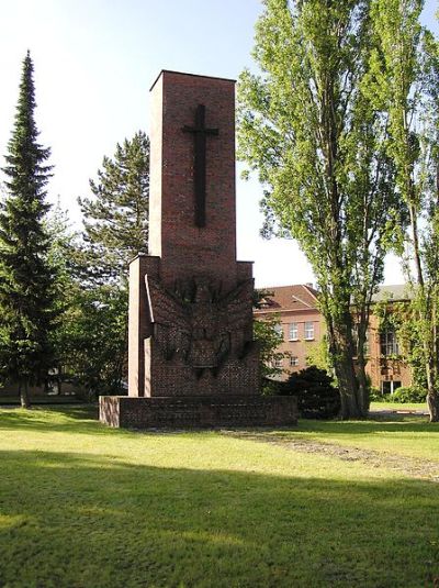 Oorlogsmonument MAN