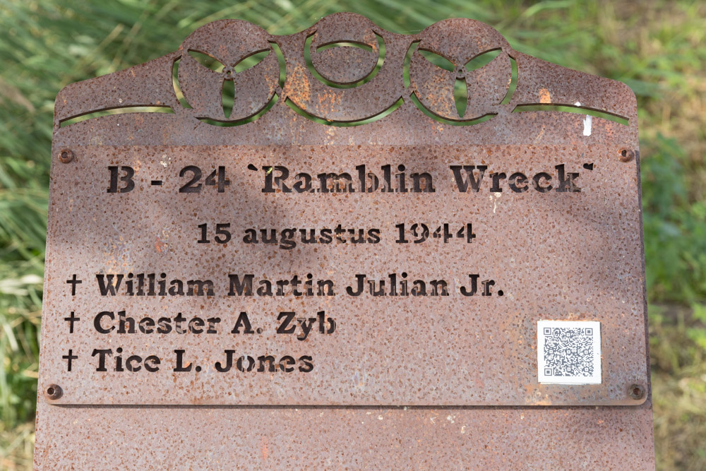 Memorial B24H Liberator 'Ramblin Wreck' #2