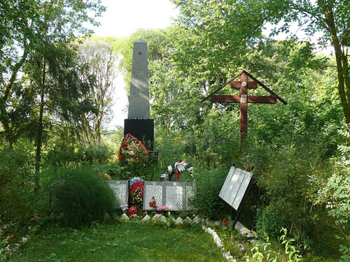 Mass Grave Soviet Soldiers Savino #1