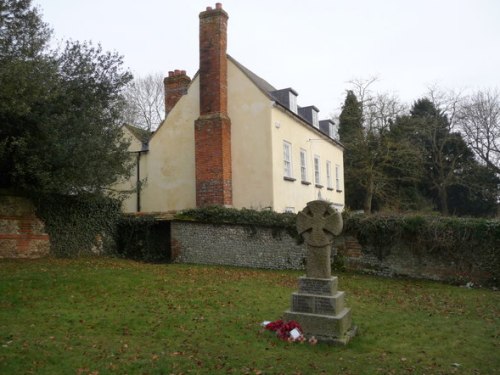 Oorlogsmonument Knights Enham #1