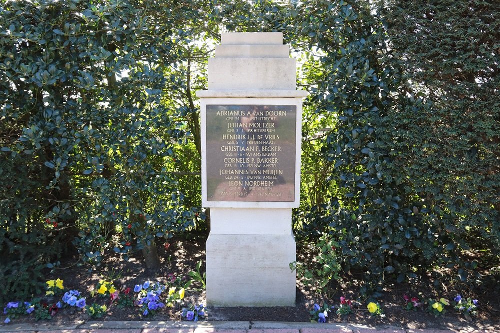 Memorial Execution 15 April 1945