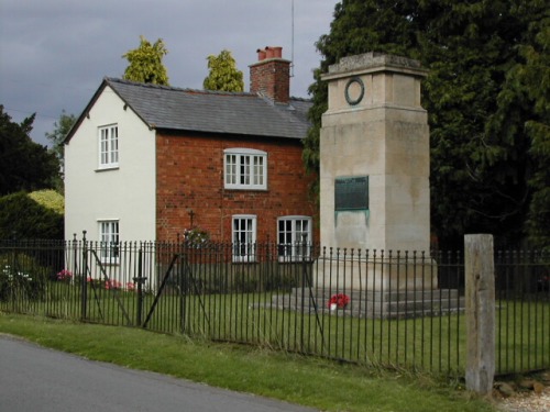 Oorlogsmonument Great Brington #1