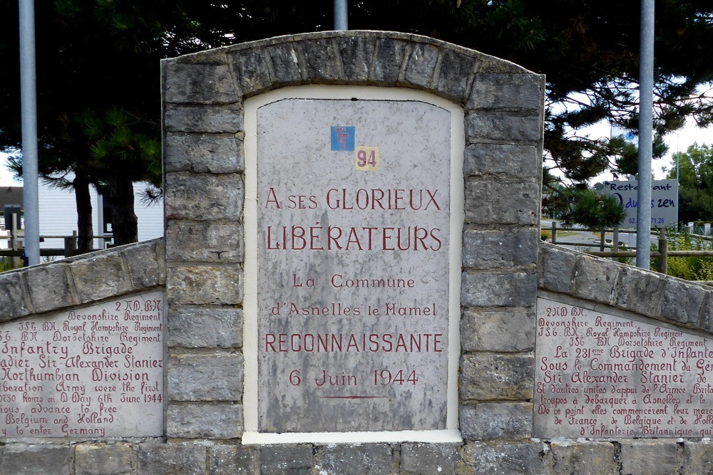 Monument Asnelles Gold Beach #2