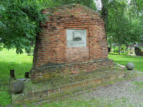 Oorlogsmonument Cmentarz Garnizonowy #1