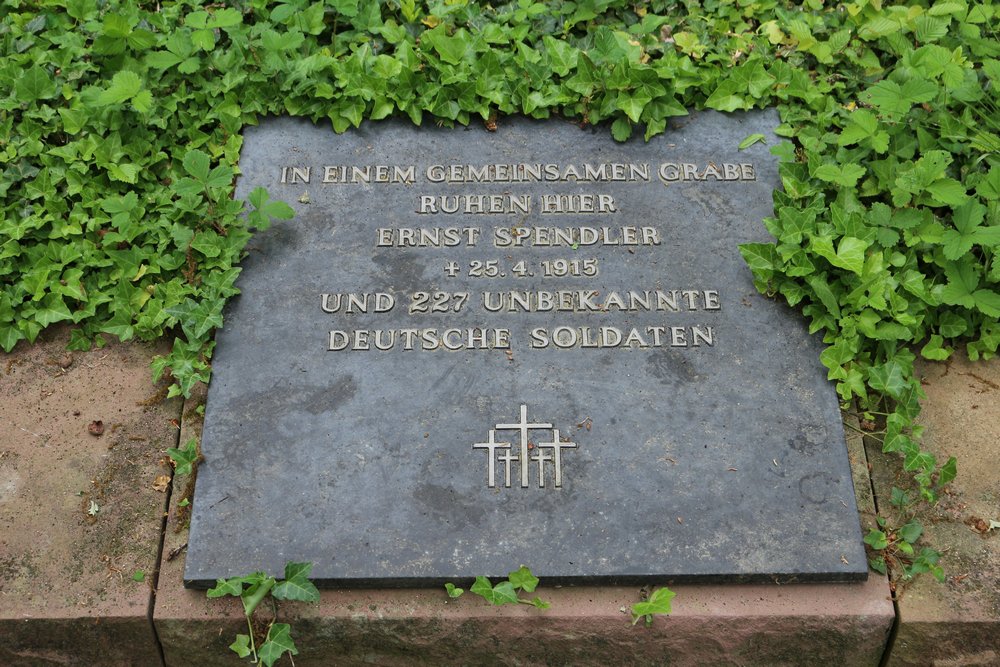 German War Cemetery pinonville #4