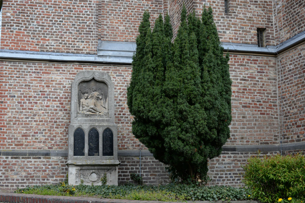 Memorial Killed and Missing Soldiers